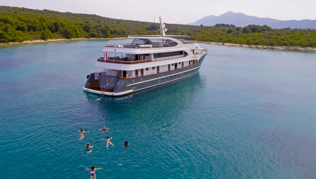 Dalmatie centrale et méridionale, du delta de la rivière Neretva à Mostar