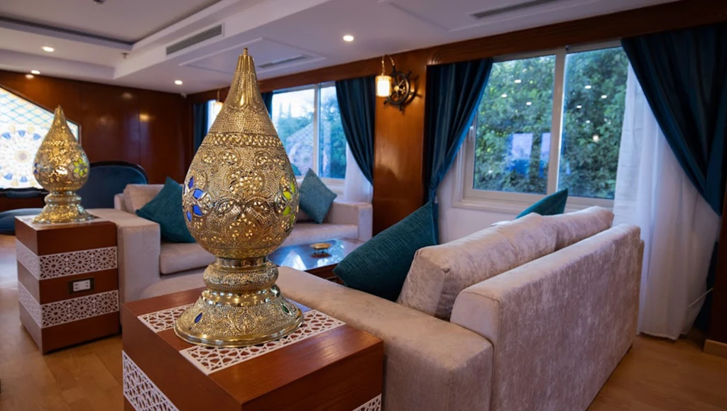 Somptueuse odyssée égyptienne : détente et découvertes culturelles le long du Nil, entre Louxor et Assouan