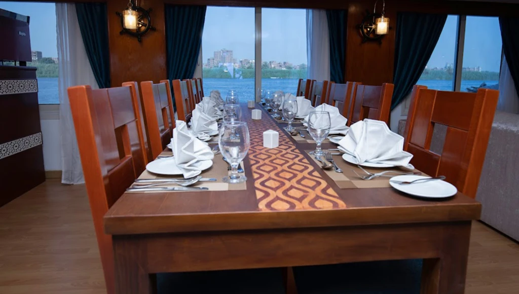 Somptueuse odyssée égyptienne : détente et découvertes culturelles le long du Nil, entre Louxor et Assouan