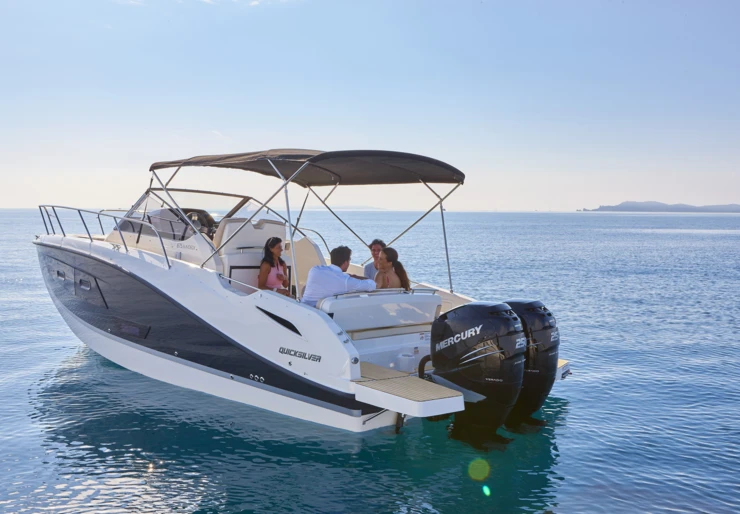 Quicksilver Activ 875 Sundeck Marina Mahon | 