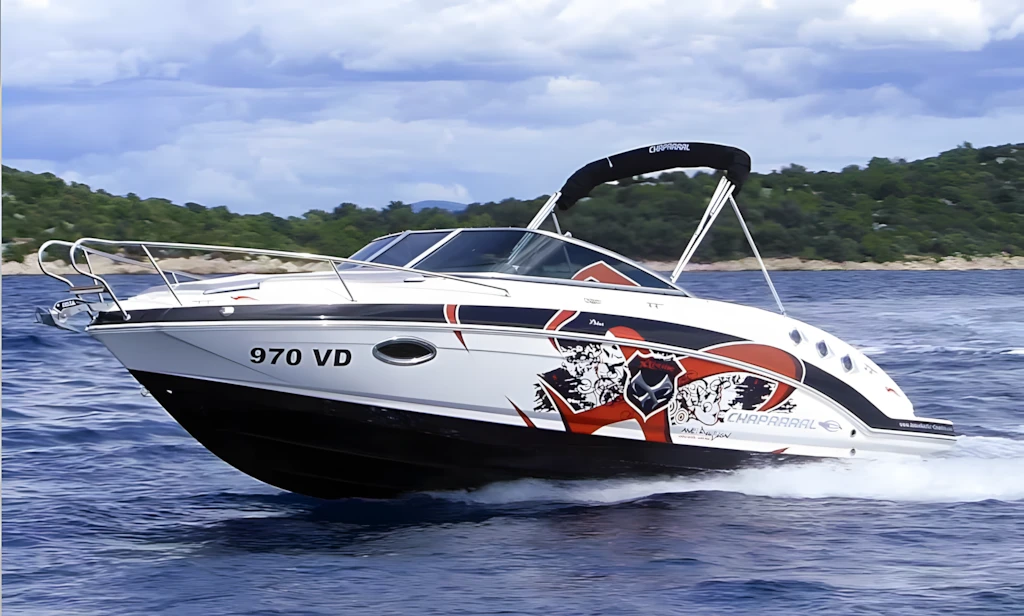 Chaparral 225 SSi Cuddy