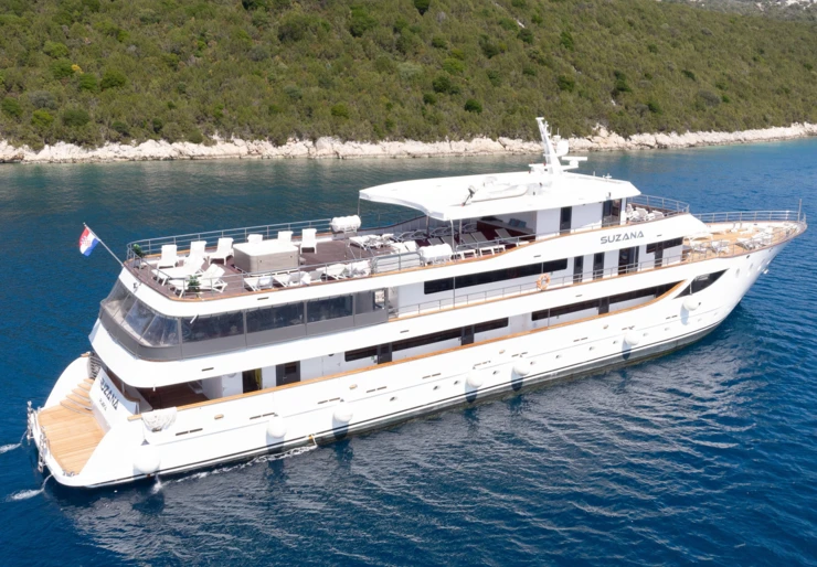 Suzana Haven von Split | Suzana