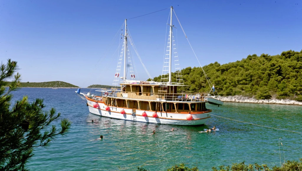 Immersion dans les parcs naturels nationaux de la Dalmatie septentrionale