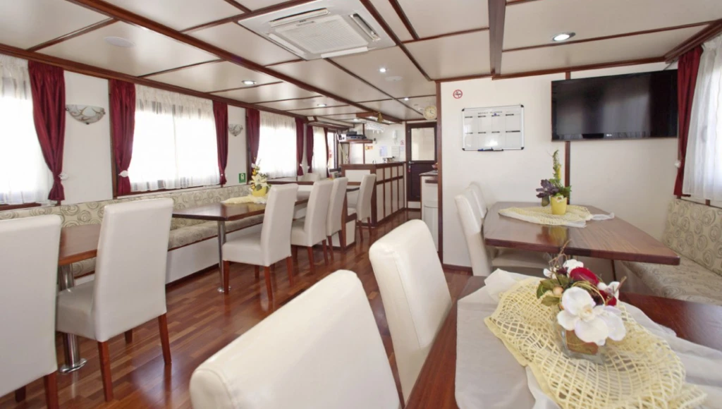 Dalmatie centrale et méridionale, du delta de la rivière Neretva à Mostar