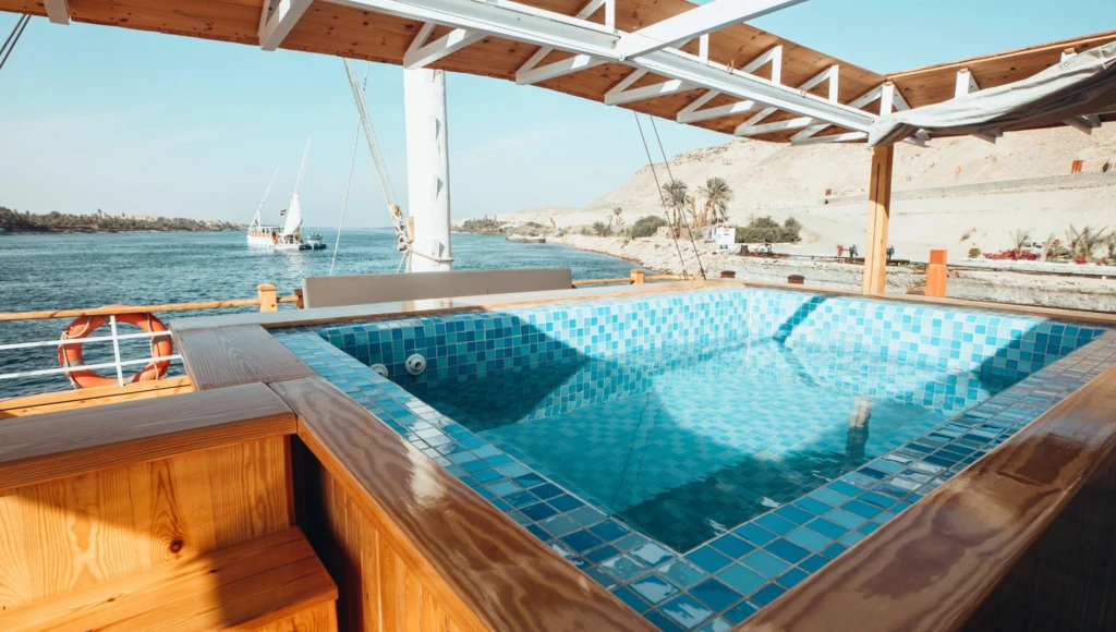 Croisière de 4 jours au fil du Nil, entre Assouan et Louxor