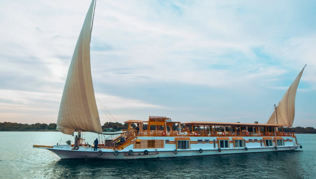 Croisière de 4 jours au fil du Nil, entre Assouan et Louxor