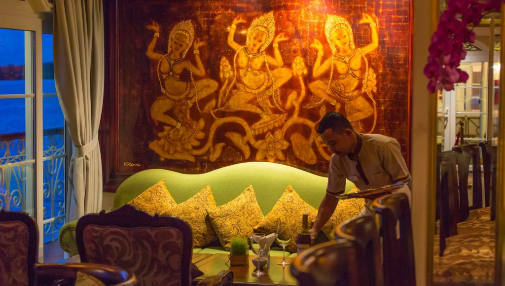 Prestigiosa navegación entre Vietnam y Camboya