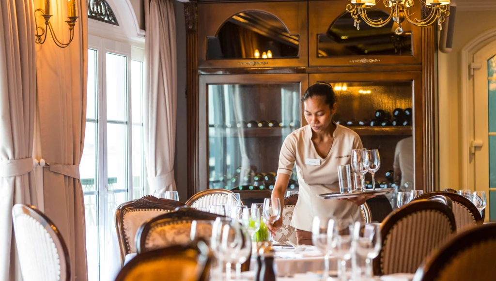 Prestigiosa navegación entre Vietnam y Camboya