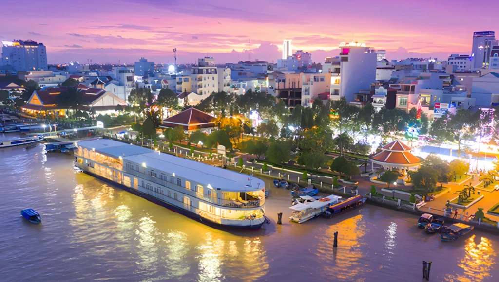 Viaggio di lusso in barca su uno dei fiumi più lunghi del mondo: il Mekong