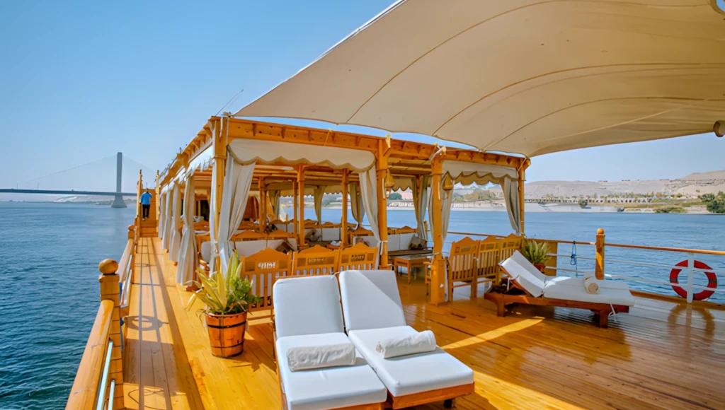 Fuga sul Nilo: una magica crociera tra Luxor e Assuan, con scalo al Cairo