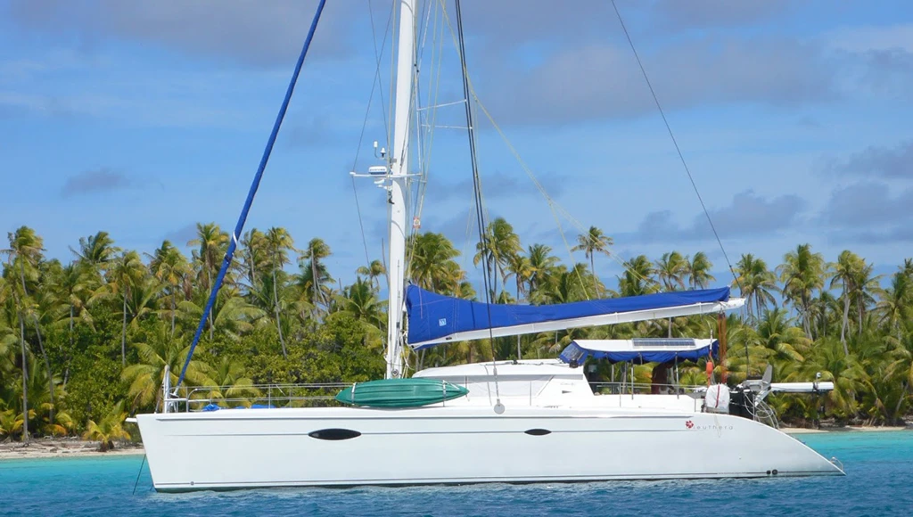 11-day cruise in Polynesia, between unforgettable dives and magnificent beaches