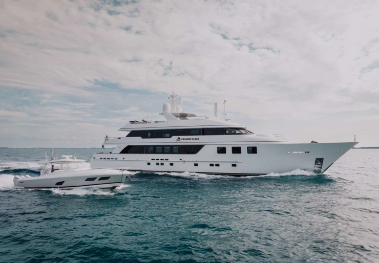 Crossed Sabre Bahamas | Crossed Sabre