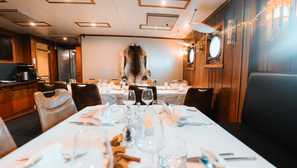 Les joyaux norvégiens : 8 jours de navigation au cœur des îles Lofoten et découverte de la beauté naturelle de Senja