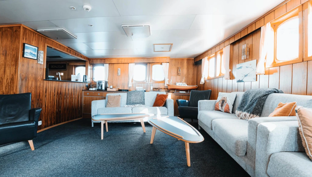 Les joyaux norvégiens : 8 jours de navigation au cœur des îles Lofoten et découverte de la beauté naturelle de Senja