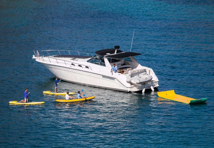 Sea Ray 500 sundancer Central America | ATENEA