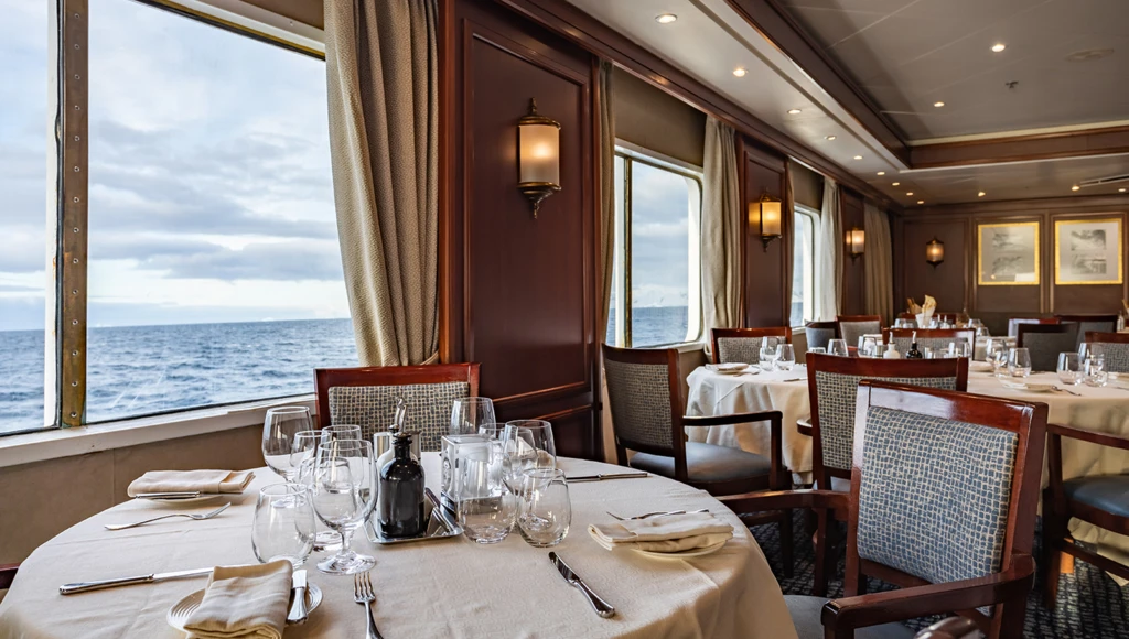 Erkundung des weißen Kontinents: Unvergessliche 12-tägige Expedition zur Antarktischen Halbinsel