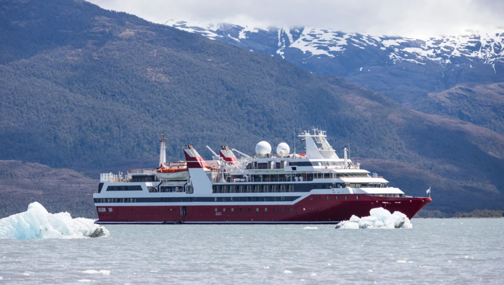 Erkundung des weißen Kontinents: Unvergessliche 12-tägige Expedition zur Antarktischen Halbinsel