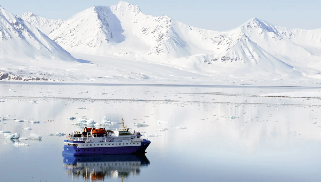 Aventure inoubliable au Svalbard, entre Longyearbyen, Krossfjorden et Bellsund