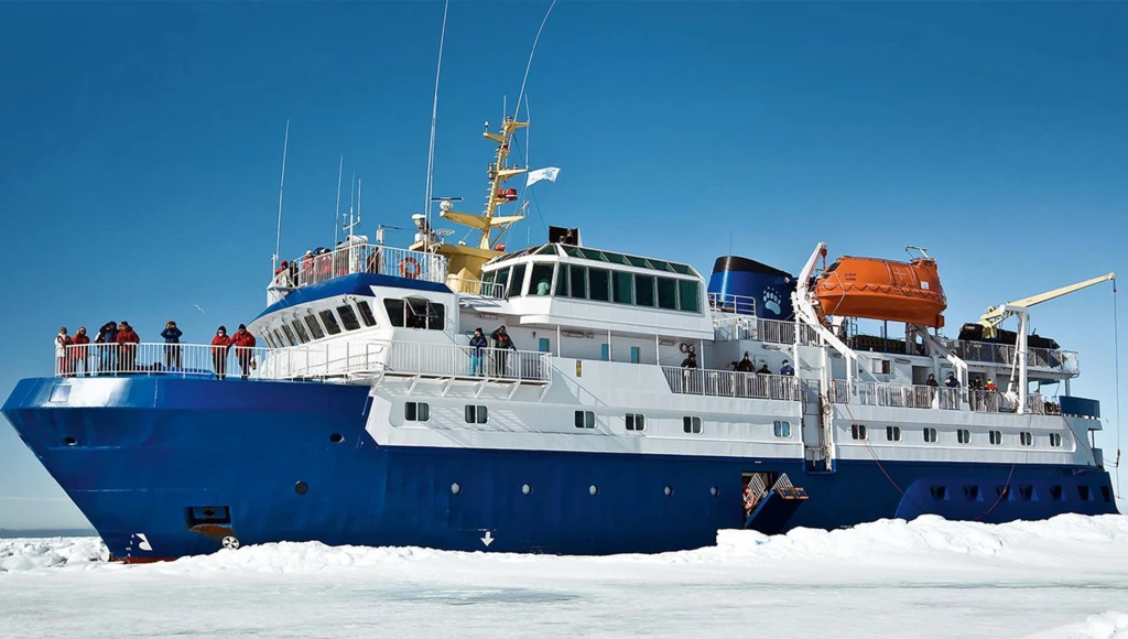 Aventure inoubliable au Svalbard, entre Longyearbyen, Krossfjorden et Bellsund