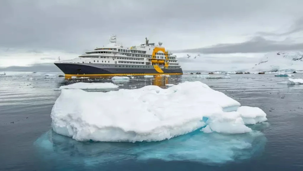 Überquerung des Polarkreises: 14-tägige Expedition in den Süden