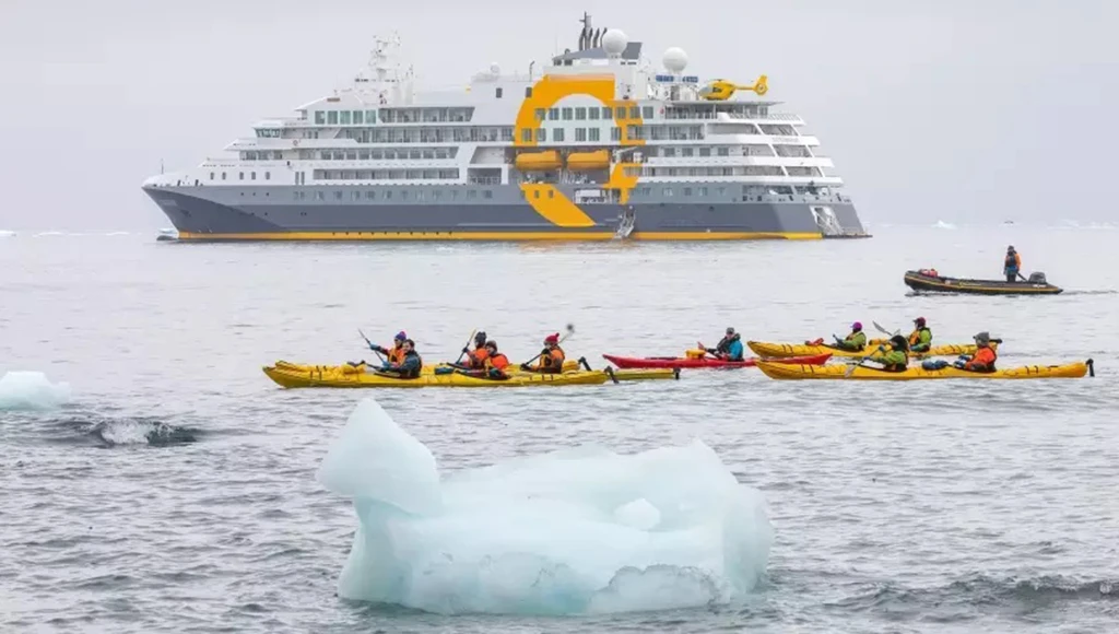 Überquerung des Polarkreises: 14-tägige Expedition in den Süden