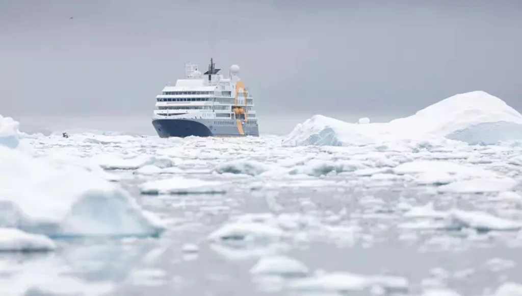 Überquerung des Polarkreises: 14-tägige Expedition in den Süden