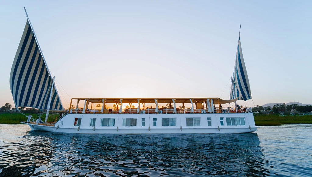 5-day cruise from Luxor to Aswan: relax and explore Egypt's most famous temples