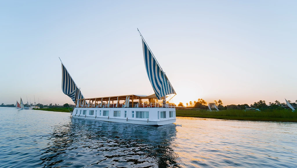 5-day cruise from Luxor to Aswan: relax and explore Egypt's most famous temples