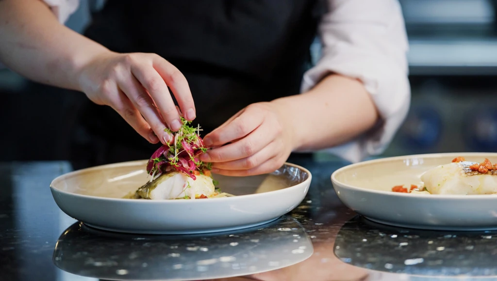 Croisière spectaculaire à travers les plus belles îles de l’Arctique norvégien : 6 jours de Kirkenes à Bergen