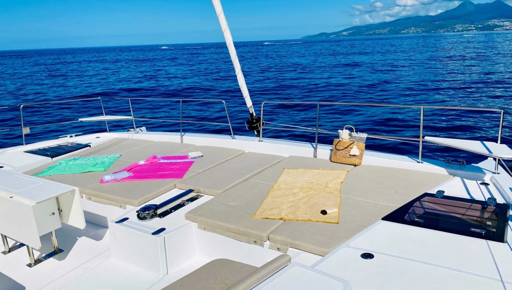 Avventura tropicale: una crociera in catamarano sulle acque cristalline del Mar dei Caraibi