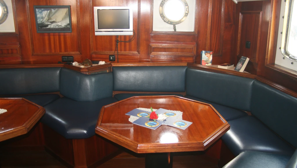 Crucero romántico de una semana por las Seychelles: evasión total en las playas más bellas del mundo