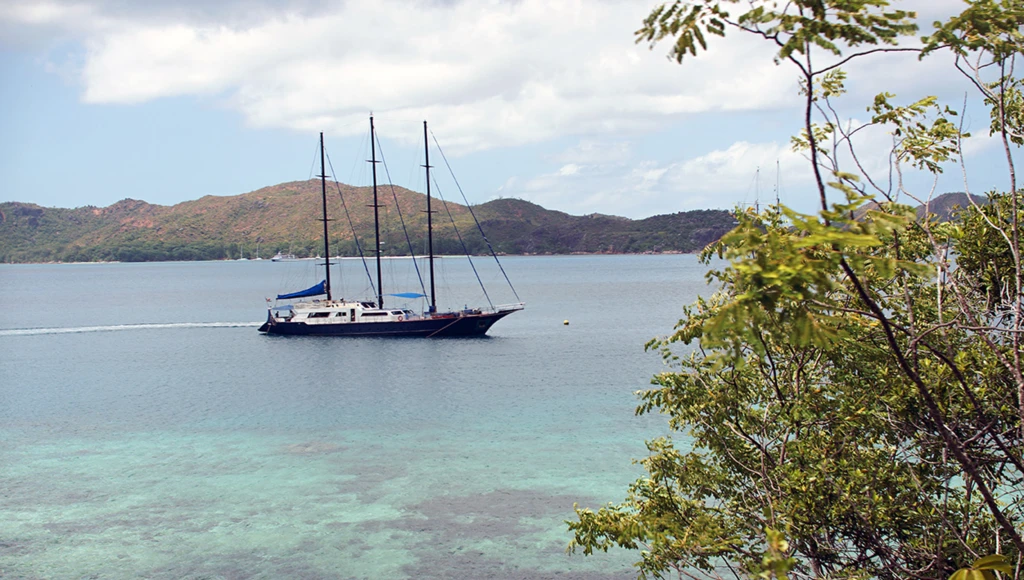 Crucero de ensueño a las Seychelles, sus islas salvajes y sus idílicas playas desiertas