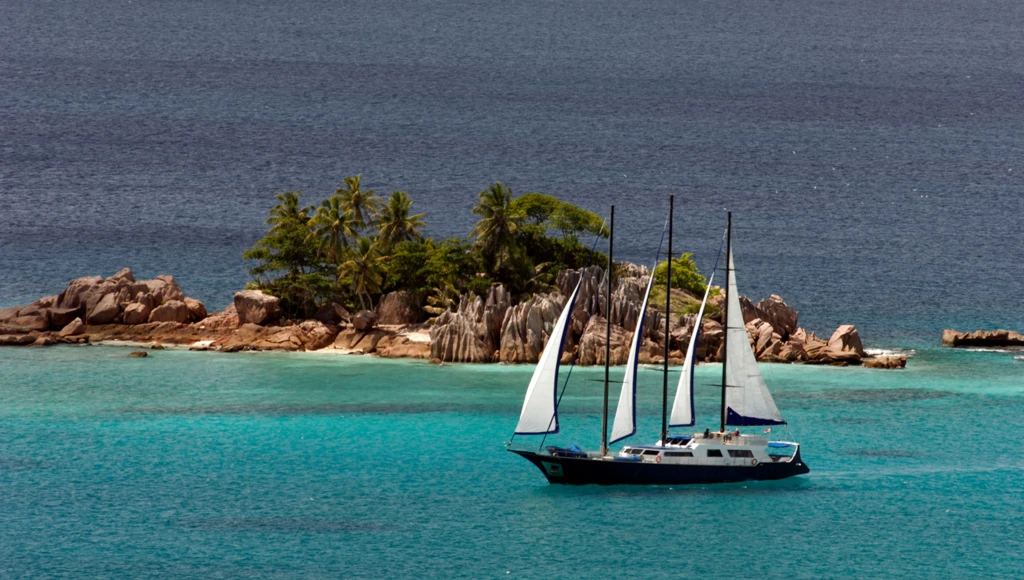 Crucero de ensueño a las Seychelles, sus islas salvajes y sus idílicas playas desiertas