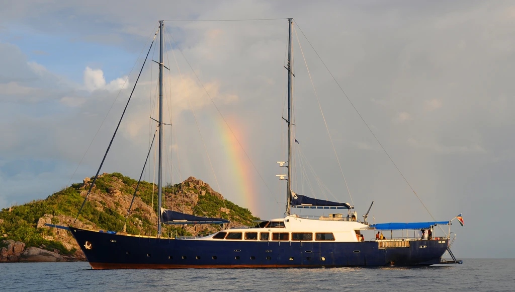 Crucero de ensueño a las Seychelles, sus islas salvajes y sus idílicas playas desiertas