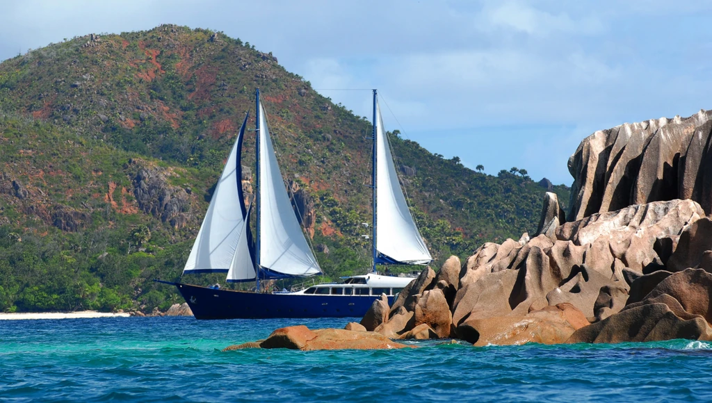 Crucero de ensueño a las Seychelles, sus islas salvajes y sus idílicas playas desiertas