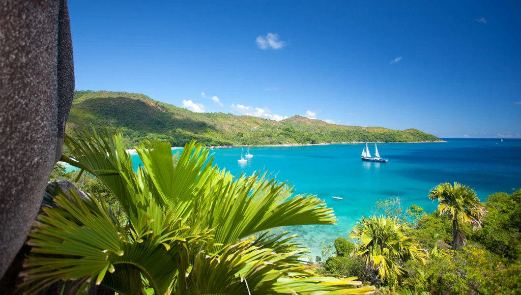 Crucero de ensueño a las Seychelles, sus islas salvajes y sus idílicas playas desiertas