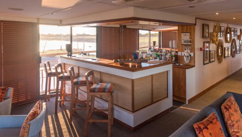 Unvergessliches Abenteuer auf den Gewässern des südlichen Afrikas: vom Sambesi-Fluss zum wunderschönen Kariba-See