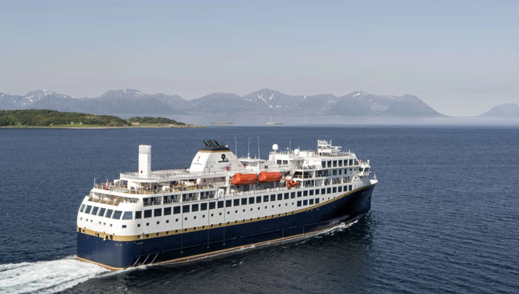 Arktische Odyssee: 5-tägige Küstenkreuzfahrt in Norwegen mit zahlreichen Zwischenstopps von Kirkenes bis Trondheim