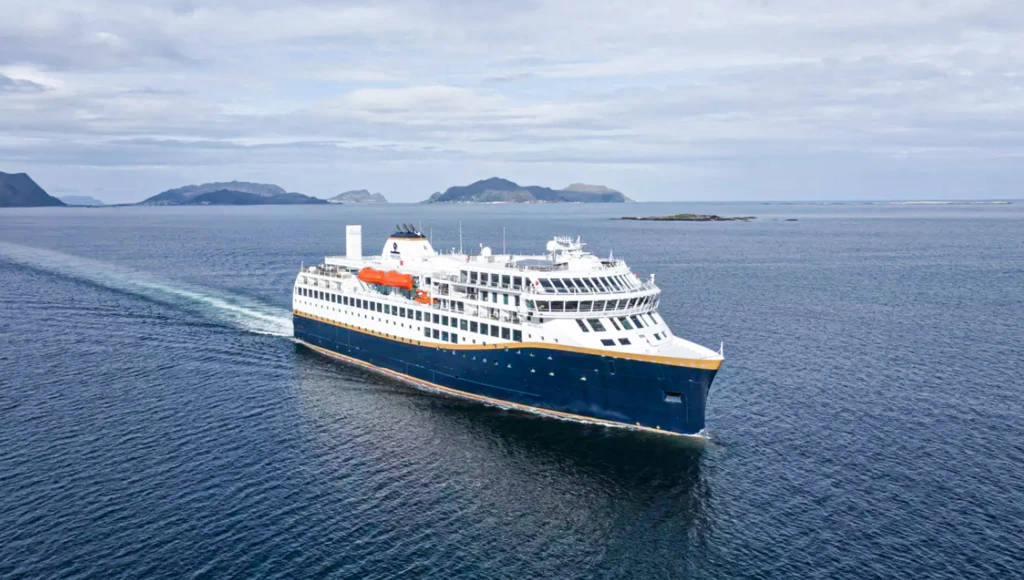 Arktische Odyssee: 5-tägige Küstenkreuzfahrt in Norwegen mit zahlreichen Zwischenstopps von Kirkenes bis Trondheim