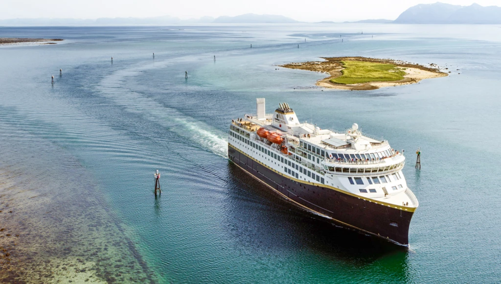 Arktische Odyssee: 5-tägige Küstenkreuzfahrt in Norwegen mit zahlreichen Zwischenstopps von Kirkenes bis Trondheim