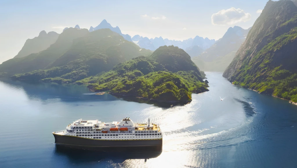 7-tägige Reise durch die majestätischen Fjorde und vorbei an den großen Gletschern Norwegens, von Bergen nach Kirkenes