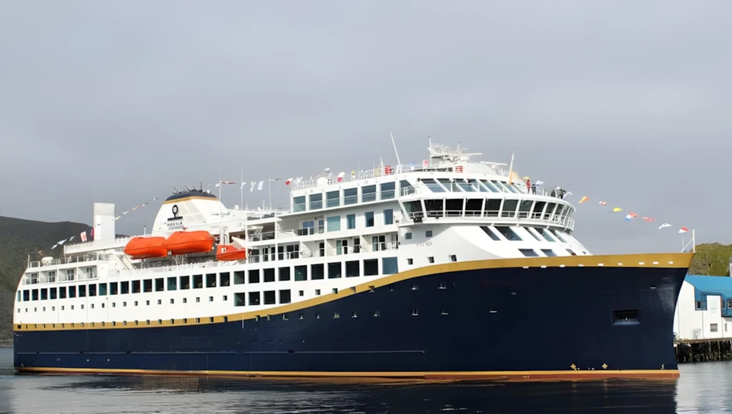 Arctic Odyssey: 5-day coastal cruise in Norway, with numerous stopovers from Kirkenes to Trondheim