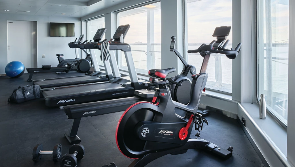 Arctic Odyssey: 5-day coastal cruise in Norway, with numerous stopovers from Kirkenes to Trondheim