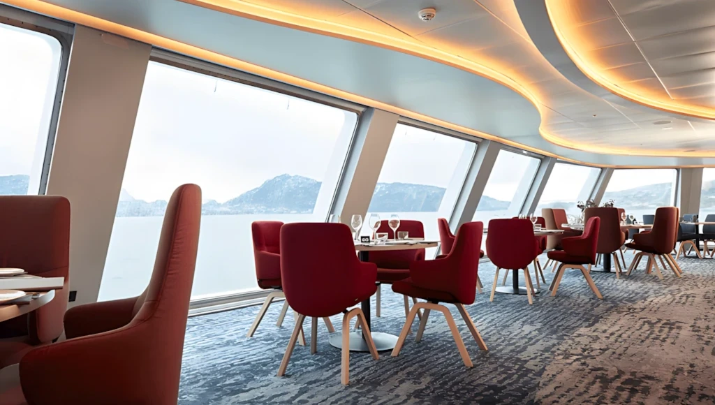 Fünftägige Kreuzfahrt mit Eintauchen in die nordische Kultur und die norwegischen Fjorde