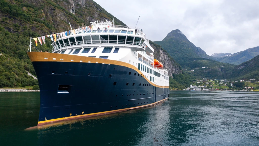 Fünftägige Kreuzfahrt mit Eintauchen in die nordische Kultur und die norwegischen Fjorde