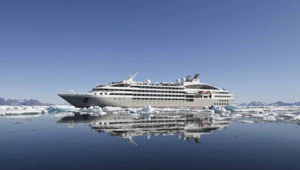 Aventure polaire à travers les archipels les plus emblématiques : 14 jours aux Hébrides, Shetland, Lofoten et Svalbard