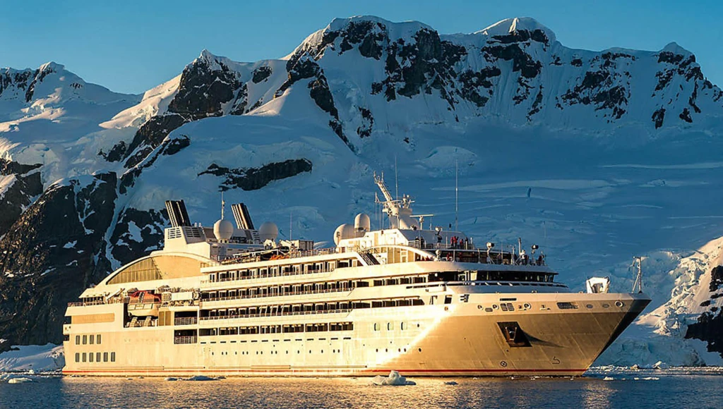 Aventure polaire à travers les archipels les plus emblématiques : 14 jours aux Hébrides, Shetland, Lofoten et Svalbard