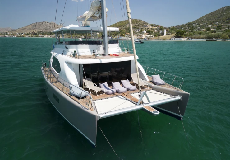 NG 66 Nea Peramos dans le Golfe Saronique | LONG ISLAND