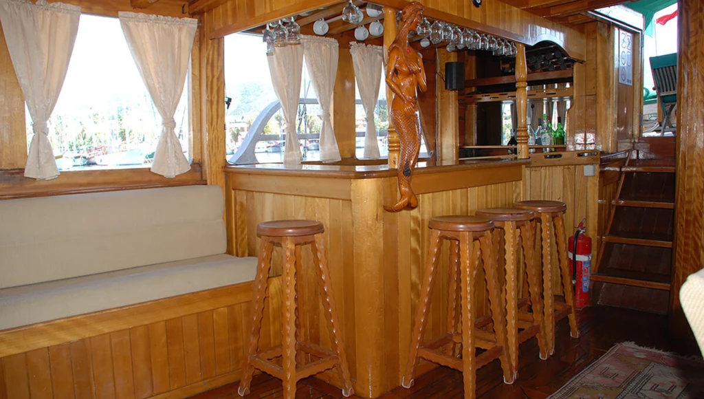 Toute la beauté de la Grèce dans une croisière d'une semaine en goélette dans les îles ioniennes, au départ de Corfou