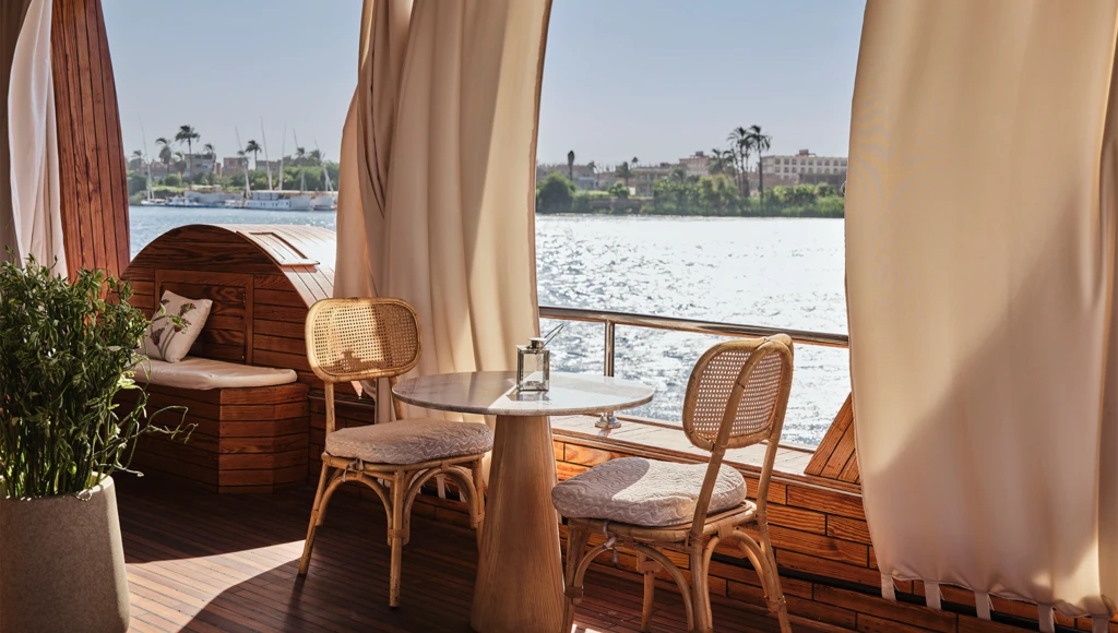 Luxury cruise aboard an exceptional Dahabieh: immerse yourself in Egypt's ancient treasures, from Luxor to Aswan